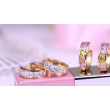 29255 Xuping Jewelry 18K vergoldet Mode Huggies Ohrring für Frauen
